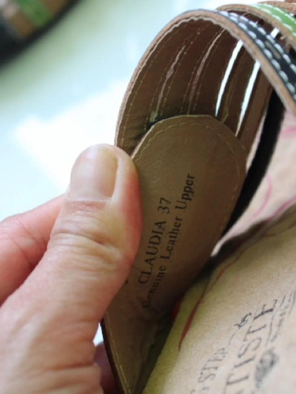 L’artiste Spring step Claudia Sandals